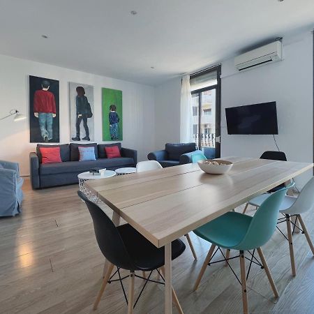 Stay U-Nique Apartments Casanova Barselona Dış mekan fotoğraf