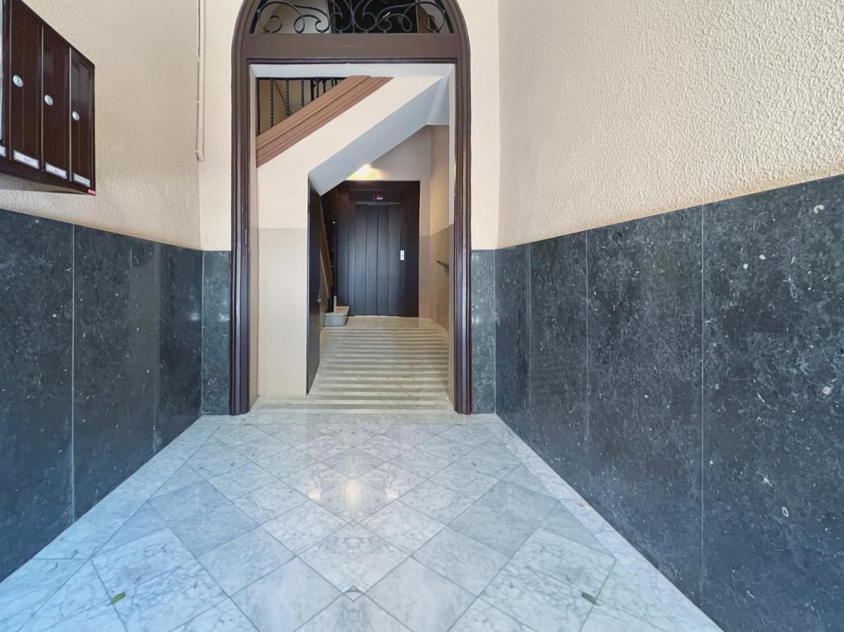 Stay U-Nique Apartments Casanova Barselona Dış mekan fotoğraf